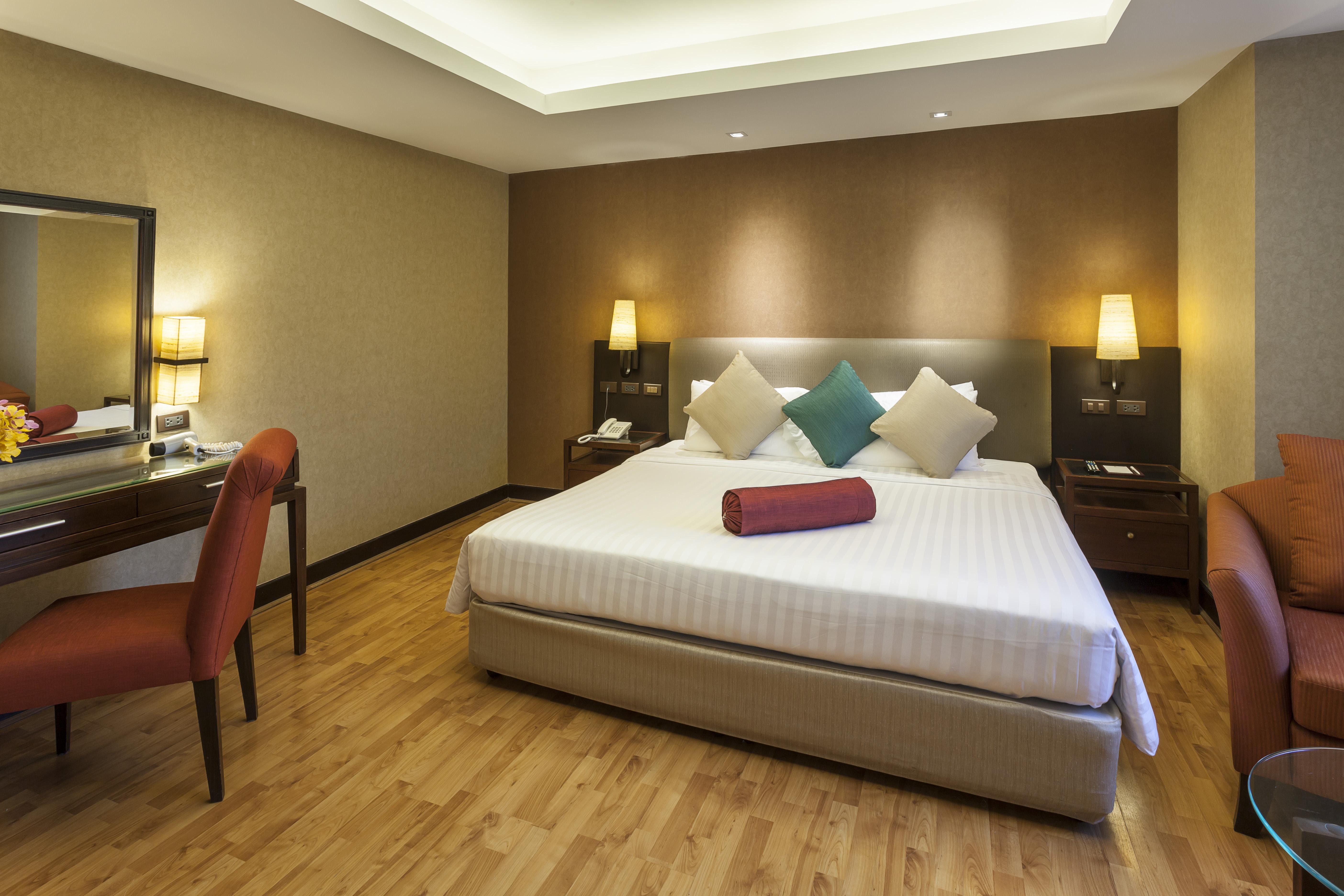 Rembrandt Hotel Бангкок Экстерьер фото