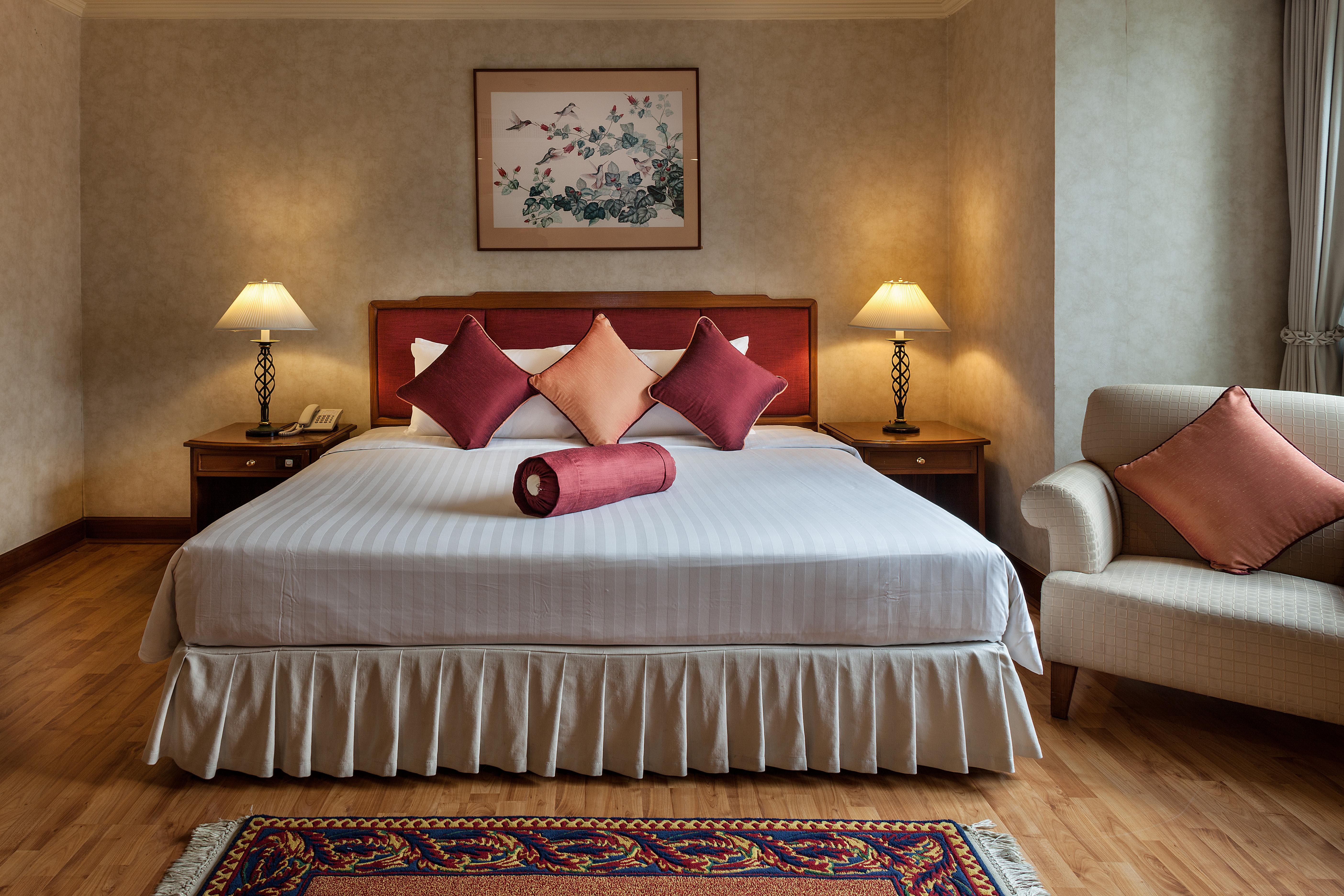 Rembrandt Hotel Бангкок Экстерьер фото