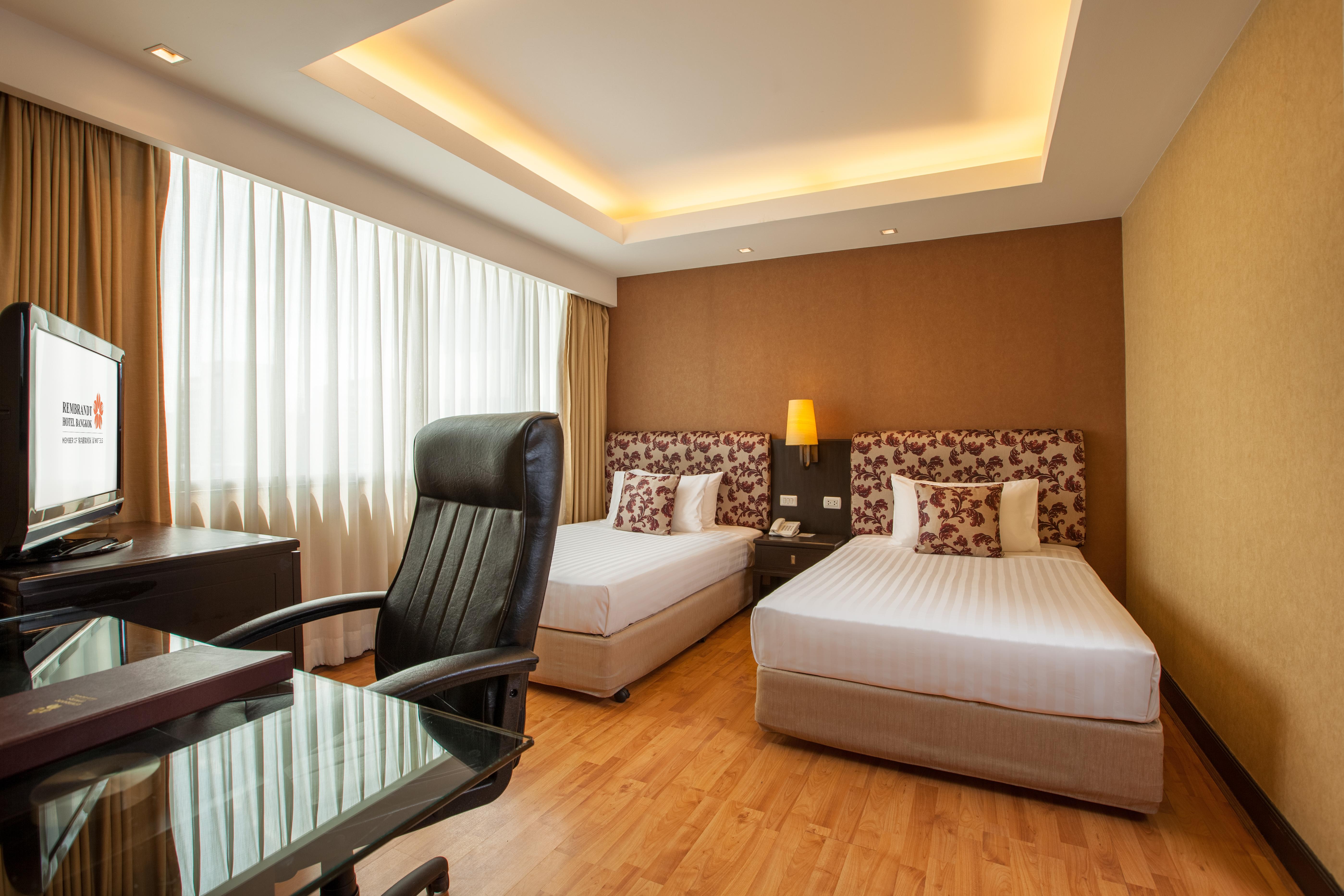Rembrandt Hotel Бангкок Экстерьер фото