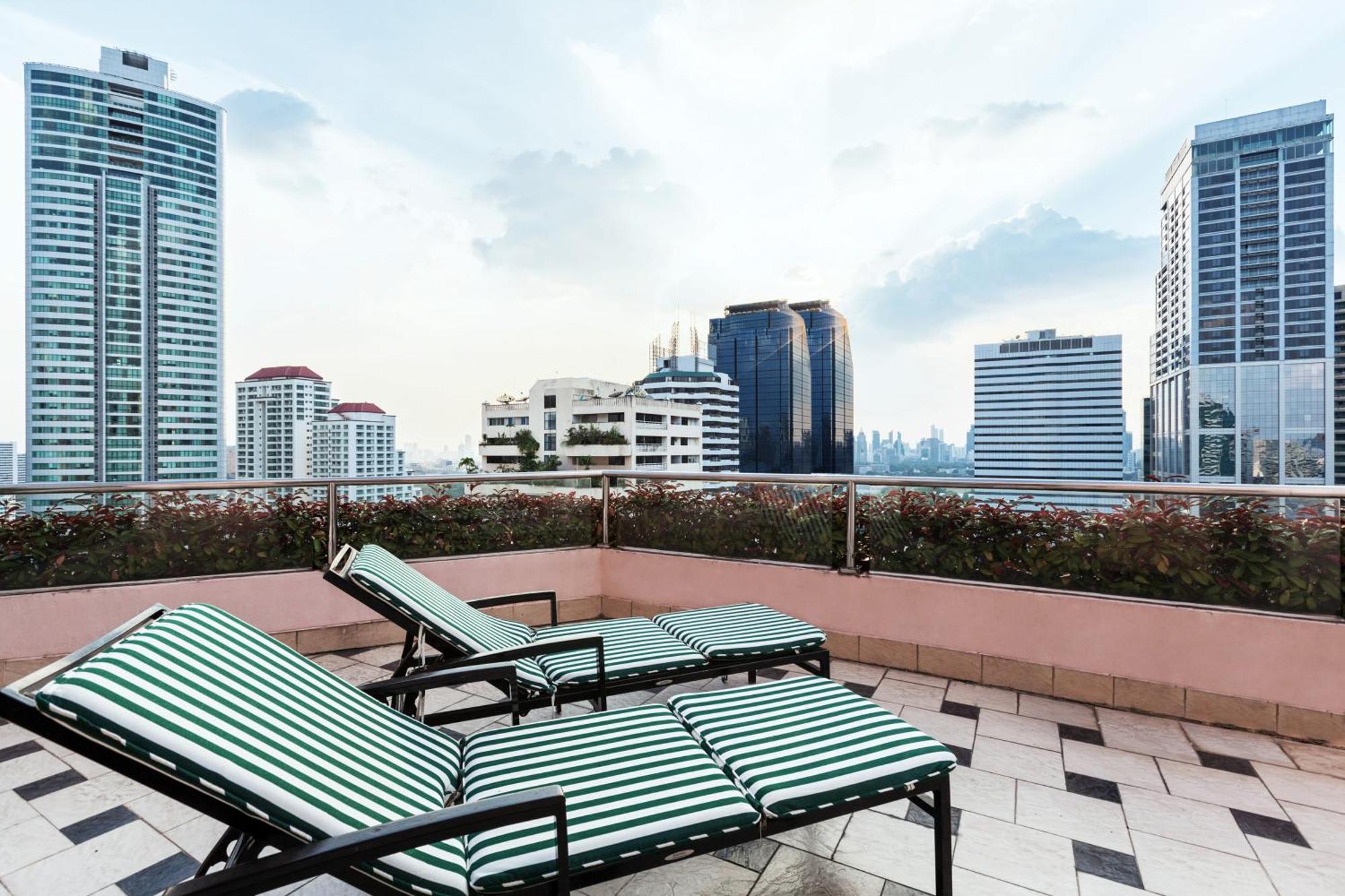 Rembrandt Hotel Бангкок Экстерьер фото