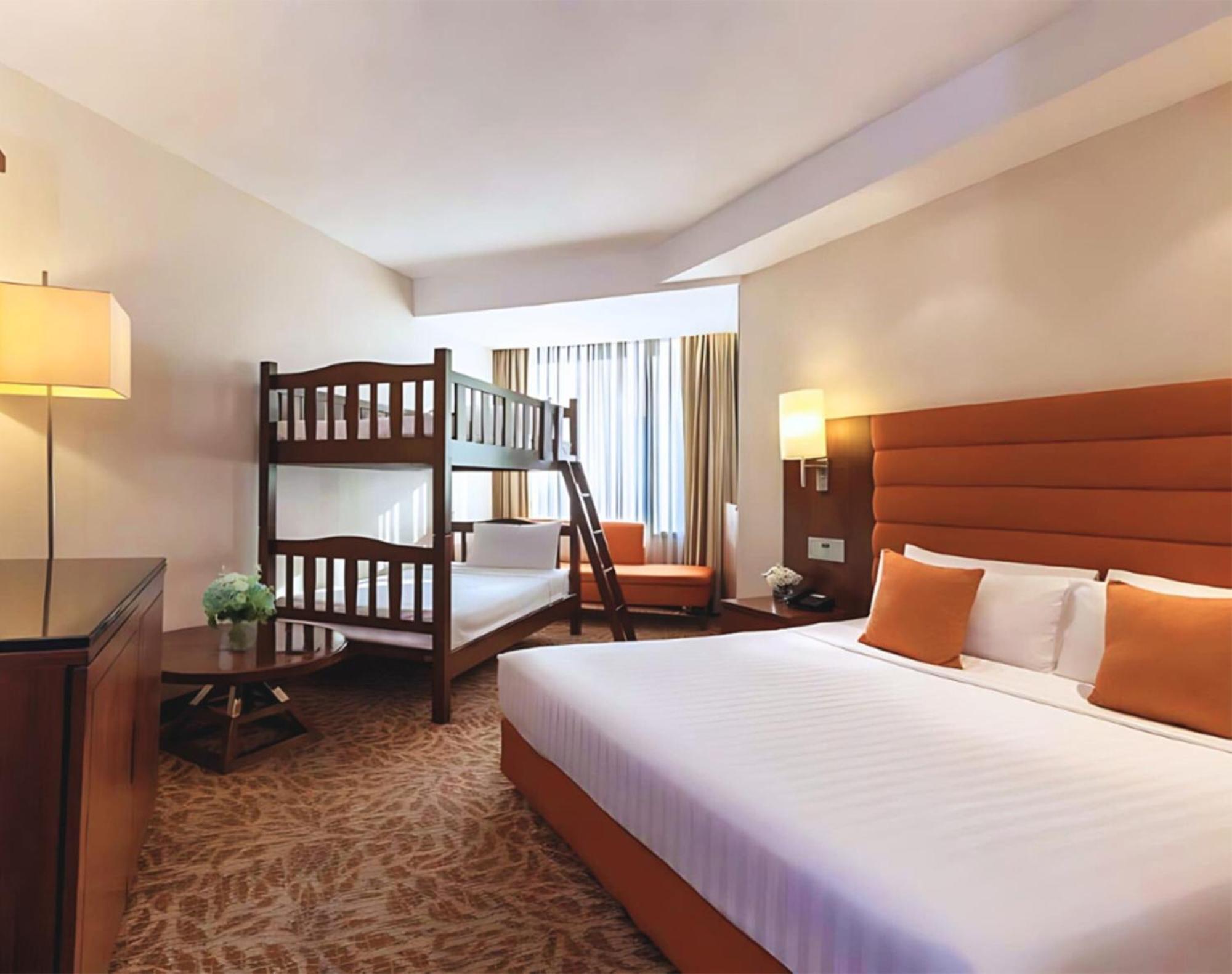 Rembrandt Hotel Бангкок Номер фото